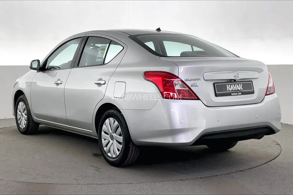 Nissan Sunny 2022 for Sale in Dubai Image-4