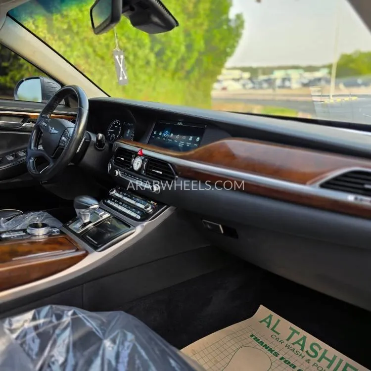 Genesis G90 2018 for Sale in Sharjah Image-13