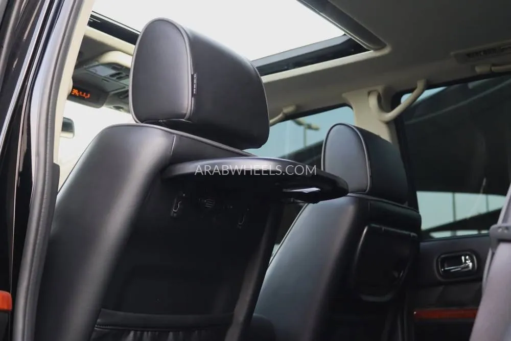 Nissan Patrol 2024 for Sale in Sharjah Image-8