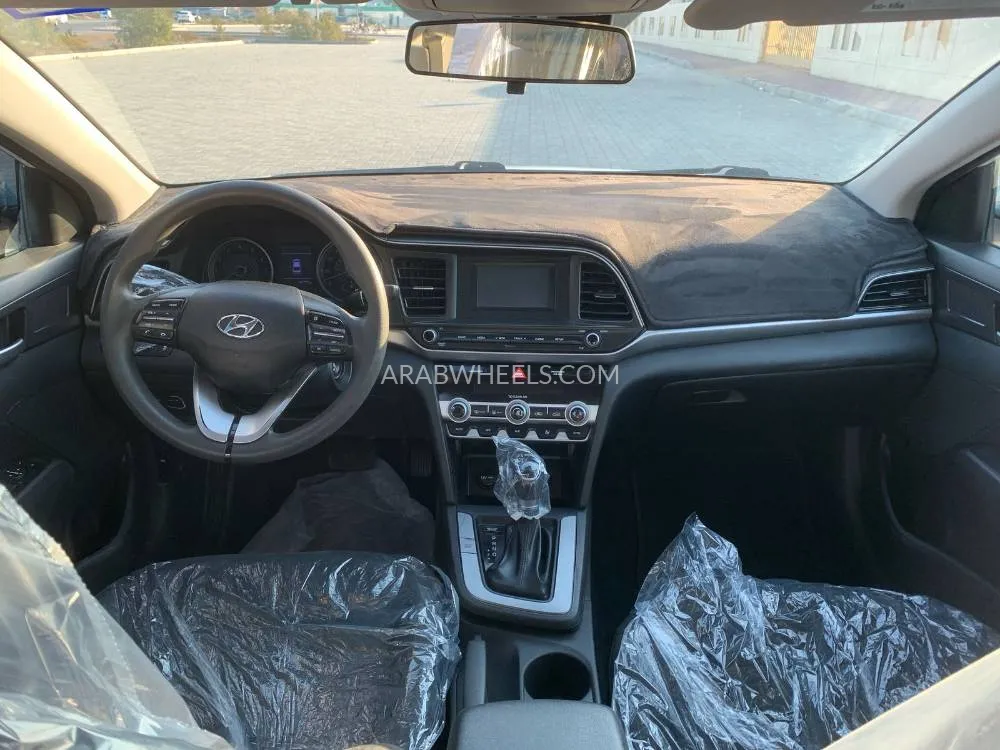 هيونداي إلنترا 2020 for Sale in رأس الخيمة Image-6
