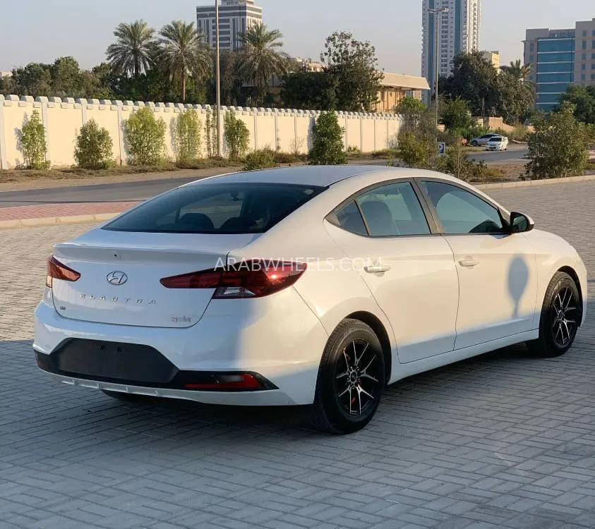 هيونداي إلنترا 2020 for Sale in رأس الخيمة Image-10