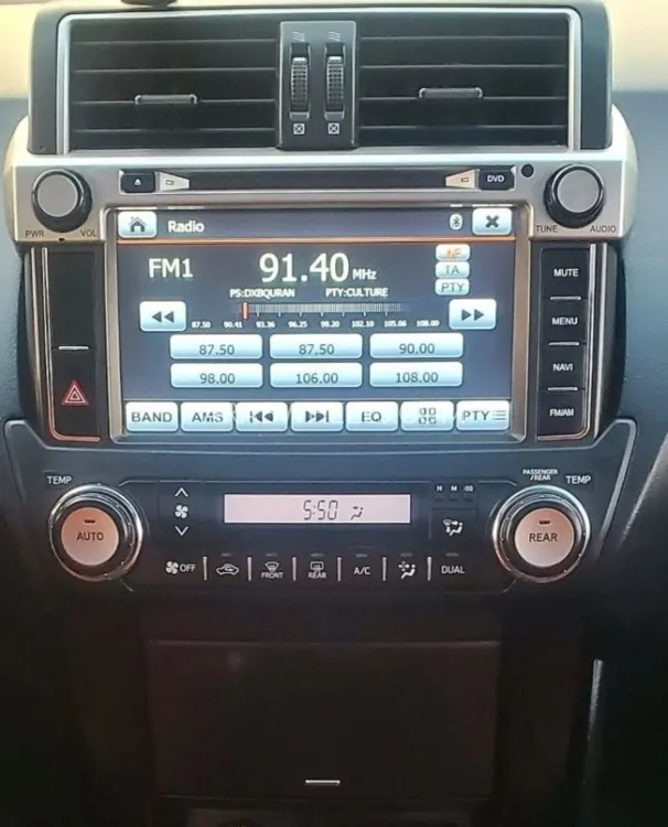 Toyota Land Cruiser Prado 2017 for Sale in Dubai Image-11