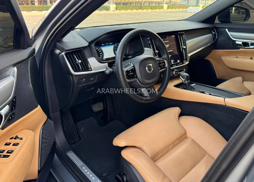 Volvo S90 2020 for Sale in Dubai Image-3