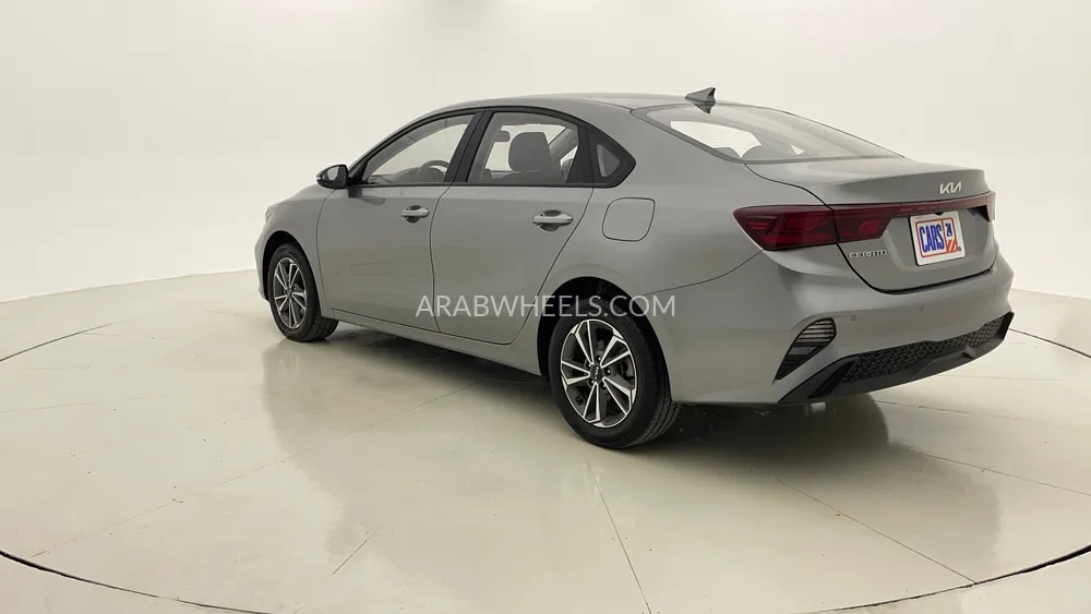 Kia Cerato 2024 for Sale in Dubai Image-5