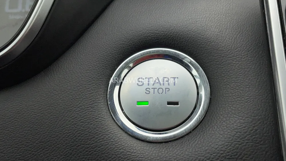 إم جي RX5 2023 for Sale in دبي Image-23