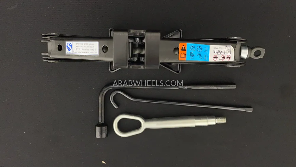 إم جي RX5 2023 for Sale in دبي Image-33