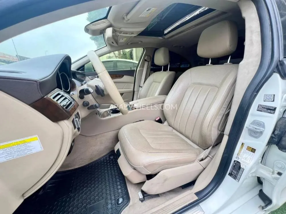 Mercedes Benz CLS Class 2014 for Sale in Ajman Image-6