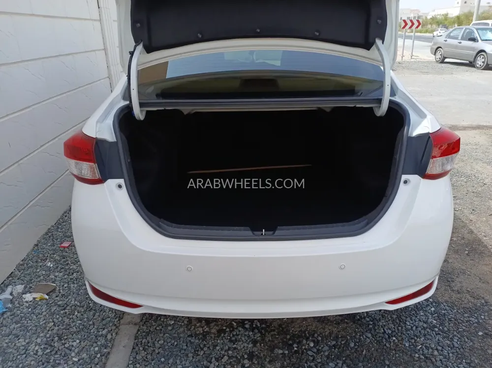 Toyota Yaris 2019 for Sale in Abu Dhabi Image-6