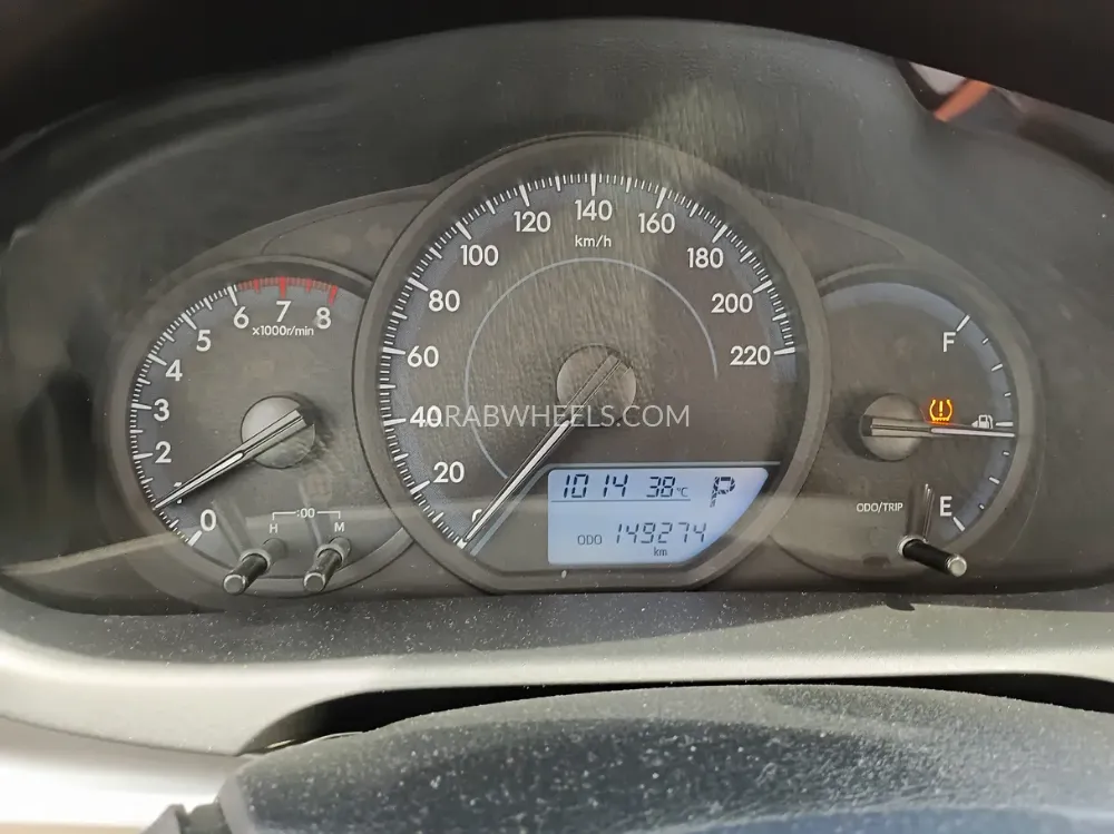 Toyota Yaris 2019 for Sale in Abu Dhabi Image-9