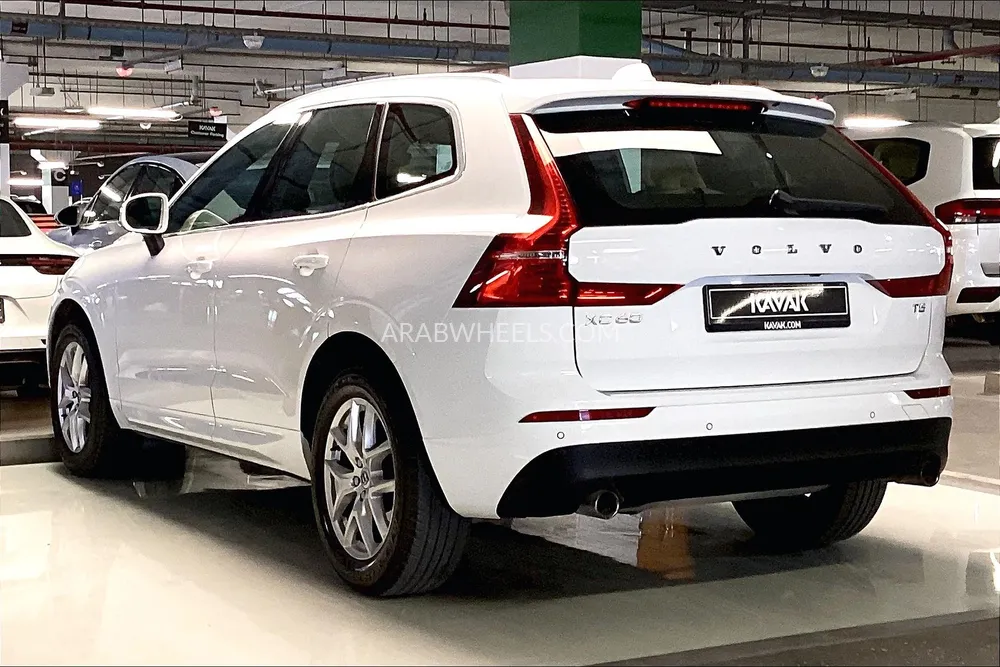 Volvo XC60 2020 for Sale in Sharjah Image-6