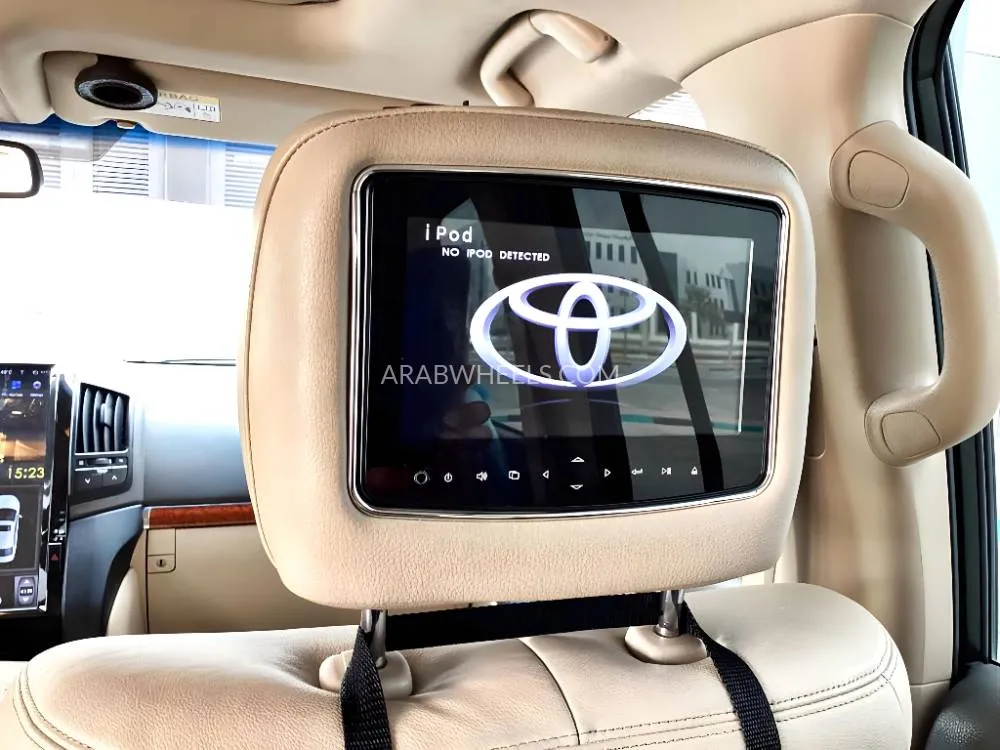 Toyota Land Cruiser 2015 for Sale in Dubai Image-4