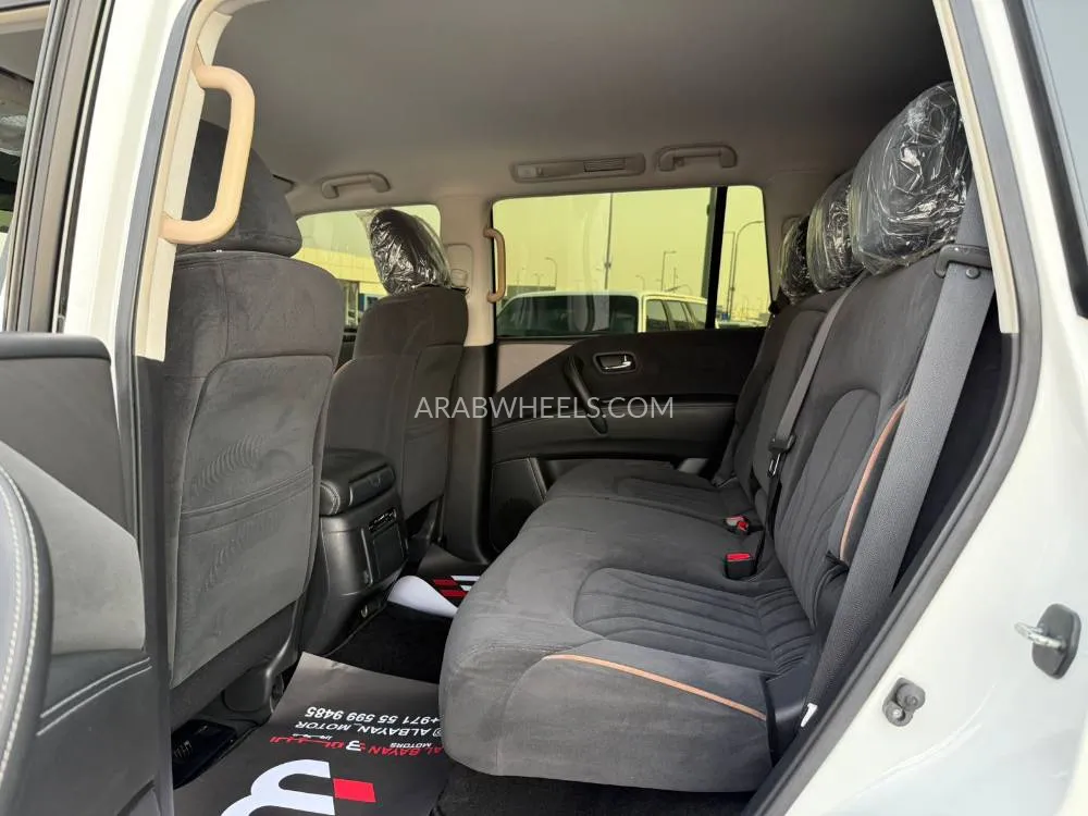 Nissan Patrol 2020 for Sale in Abu Dhabi Image-8