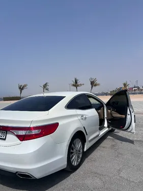Hyundai Azera 2015