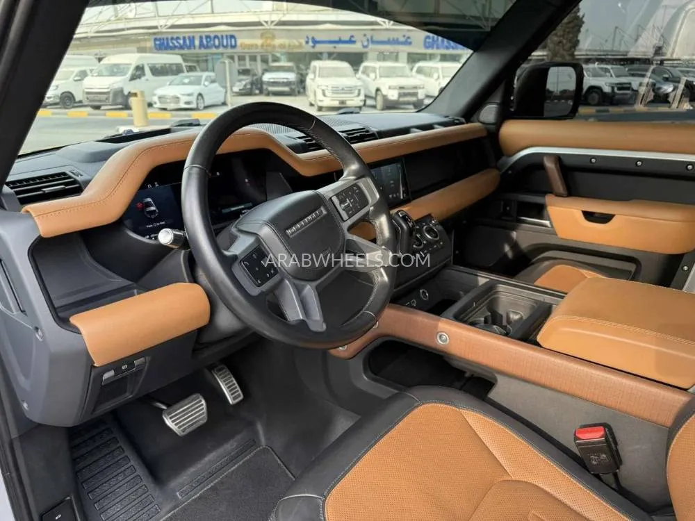 Land Rover Defender 2021 for Sale in Dubai Image-7