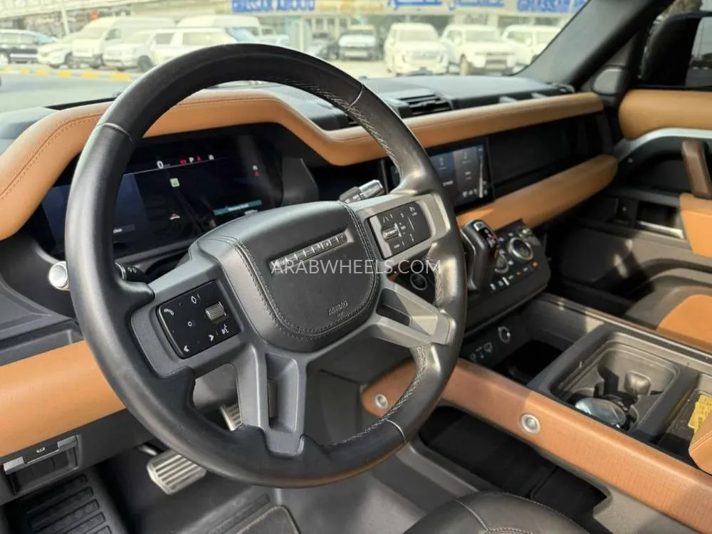 Land Rover Defender 2021 for Sale in Dubai Image-9