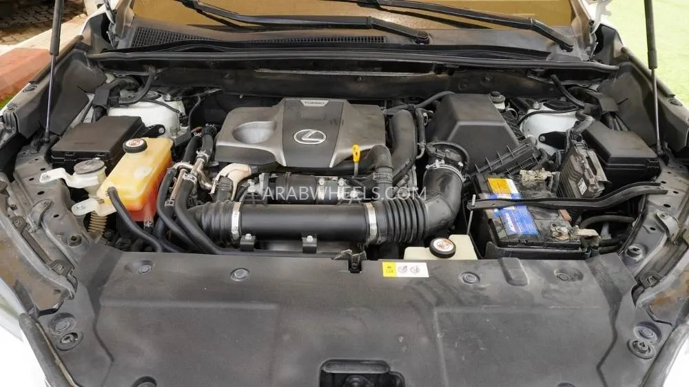 Lexus NX 2017 for Sale in Sharjah Image-3