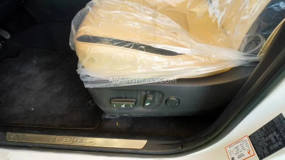 Lexus NX 2017 for Sale in Sharjah Image-8