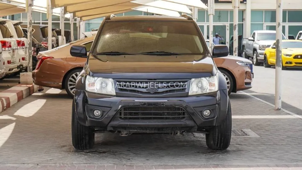 Suzuki Grand Vitara 2016 for Sale in Sharjah Image-2
