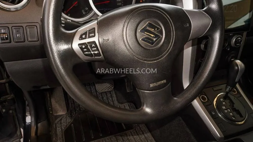 Suzuki Grand Vitara 2016 for Sale in Sharjah Image-10