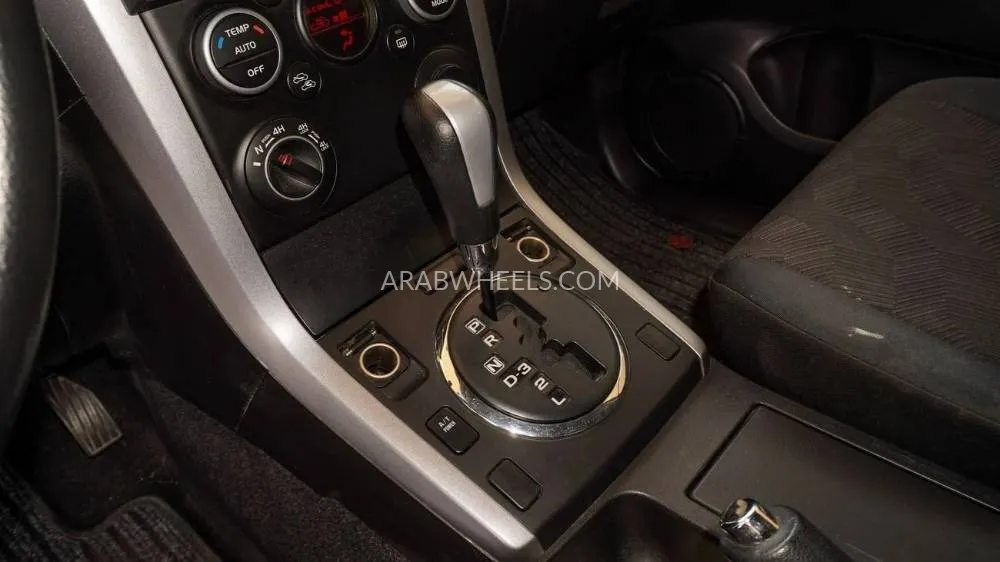 Suzuki Grand Vitara 2016 for Sale in Sharjah Image-12