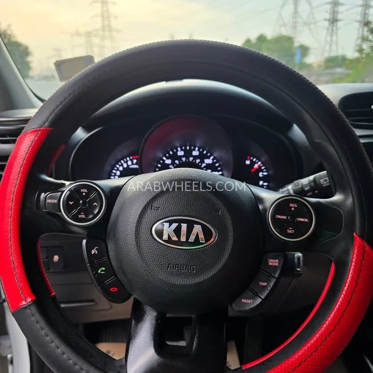 Kia Soul 2019 for Sale in Sharjah Image-10