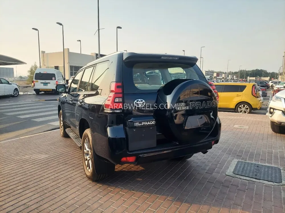 Toyota Land Cruiser Prado 2019 for Sale in Sharjah Image-5