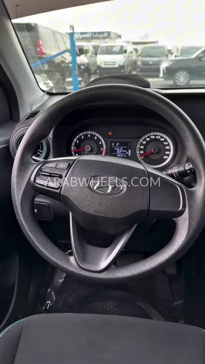 Hyundai i10 2023 for Sale in Dubai Image-14