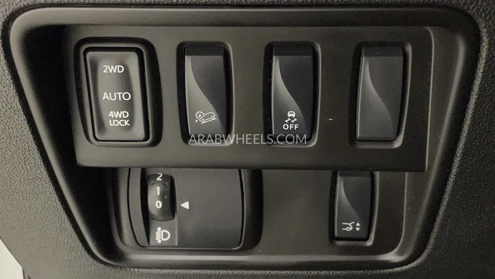 Renault Koleos 2023 for Sale in Dubai Image-37