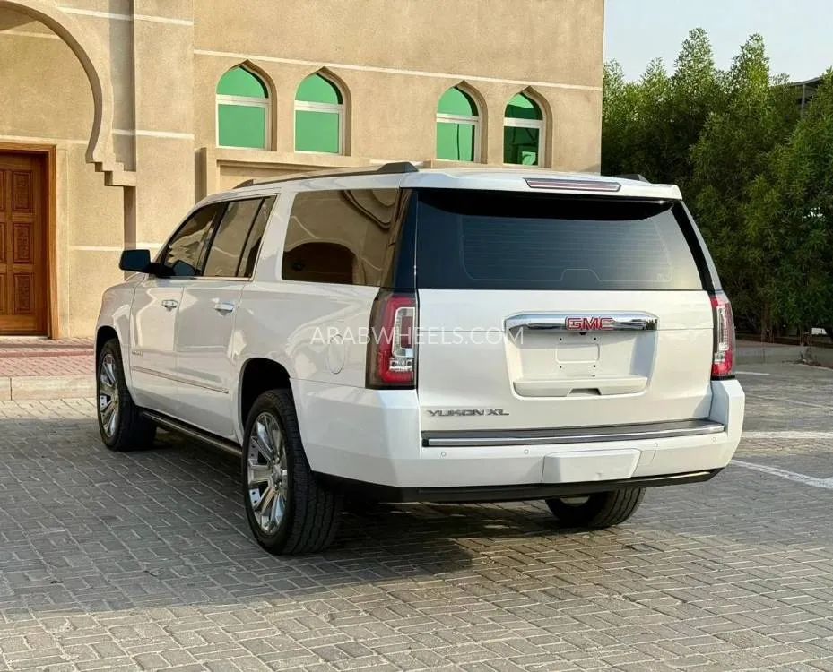 جي إم سي يوكون إكس إل 2016 for Sale in عجمان Image-14