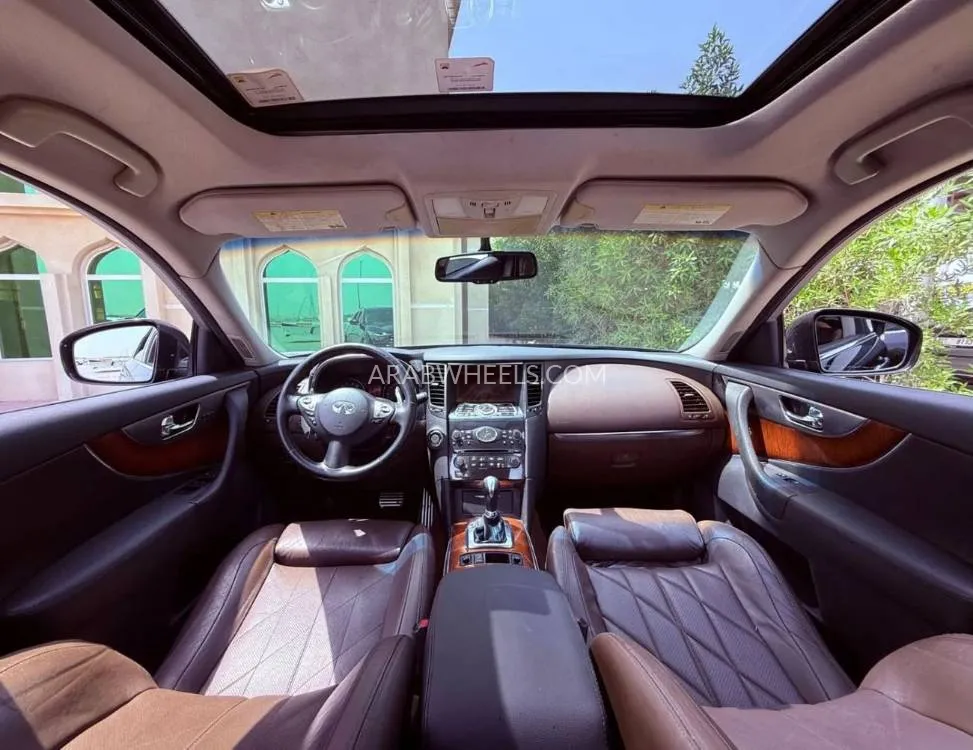 Infiniti FX50 2009 for Sale in Ajman Image-5