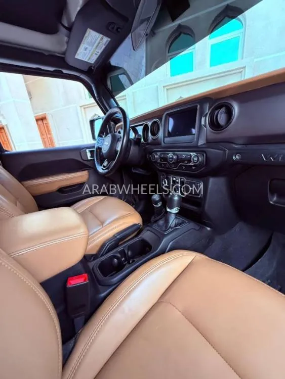 Jeep Wrangler 2020 for Sale in Ajman Image-11