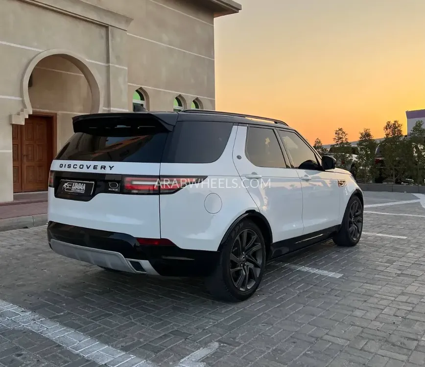 Land Rover Discovery Sport 2018 for Sale in Ajman Image-5