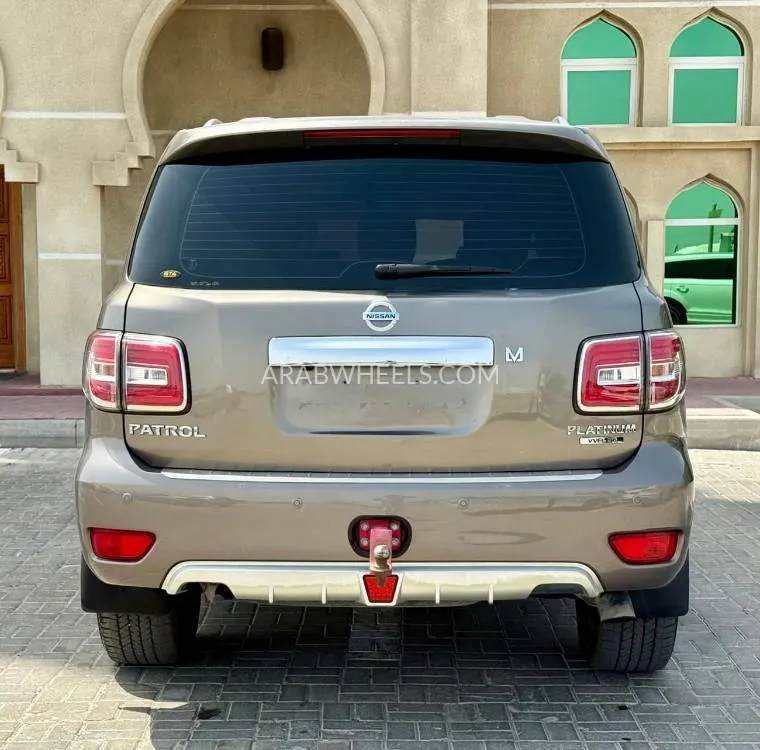Nissan Patrol 2015 for Sale in Ajman Image-12
