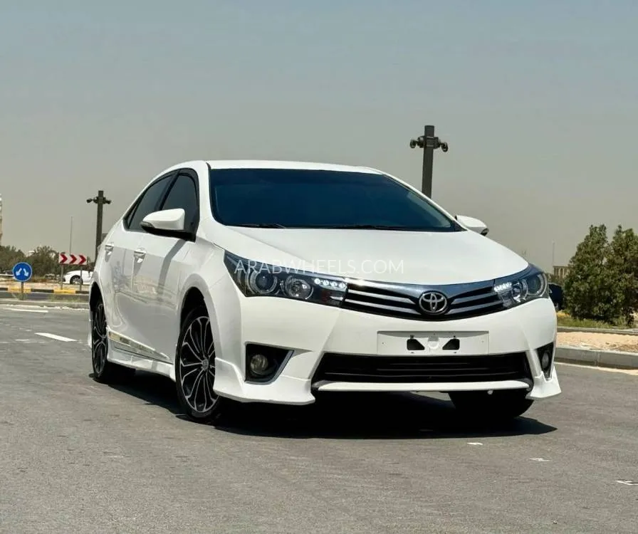 Toyota Corolla 2015 for Sale in Ajman Image-1