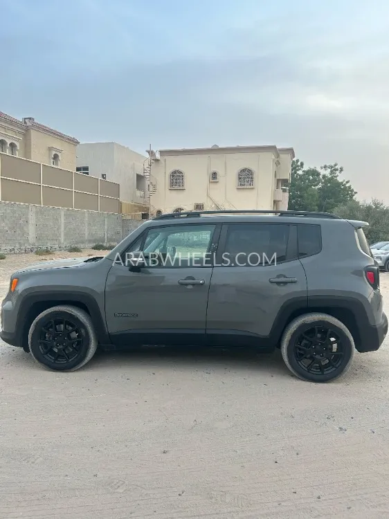 Jeep Renegade 2020 for Sale in Ajman Image-8