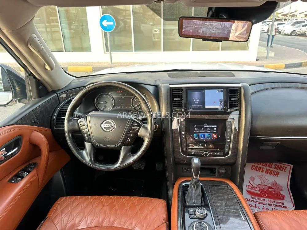 Nissan Patrol 2020 for Sale in Sharjah Image-10