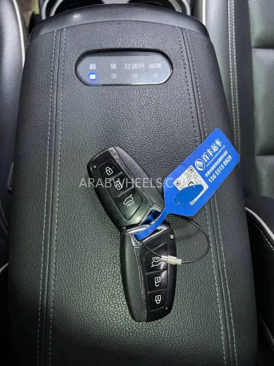 Hyundai Santa Fe 2017 for Sale in Ajman Image-11