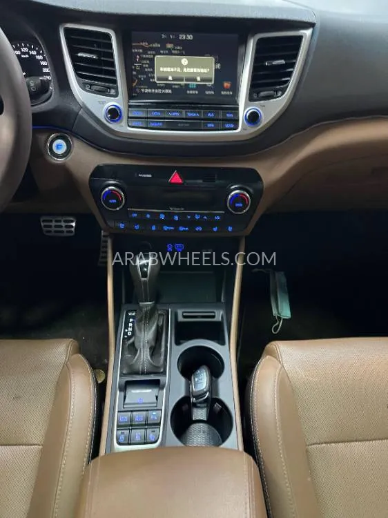 Hyundai Tucson 2017 for Sale in Ajman Image-12