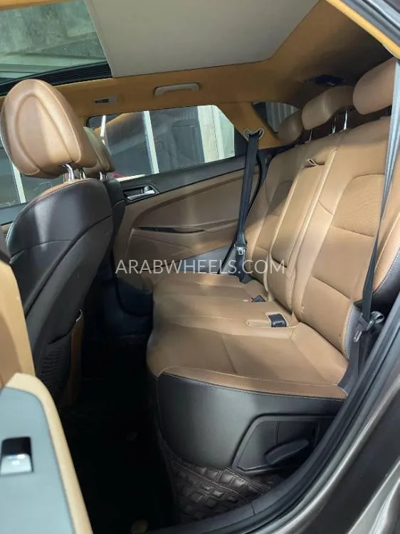 Hyundai Tucson 2017 for Sale in Ajman Image-13