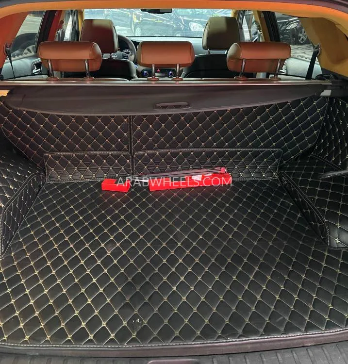 Hyundai Tucson 2017 for Sale in Ajman Image-16