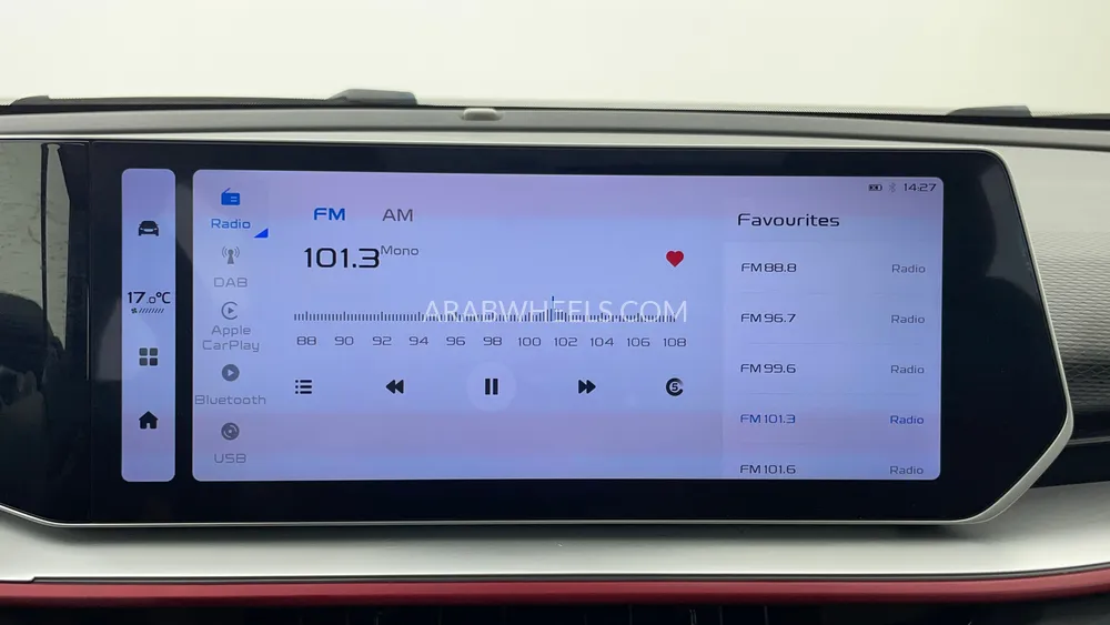 Geely Coolray 2024 for Sale in Dubai Image-36