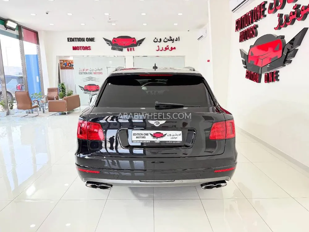 Bentley Bentayga 2019 for Sale in Dubai Image-11