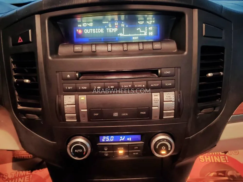 Mitsubishi Pajero 2008 for Sale in Ajman Image-22