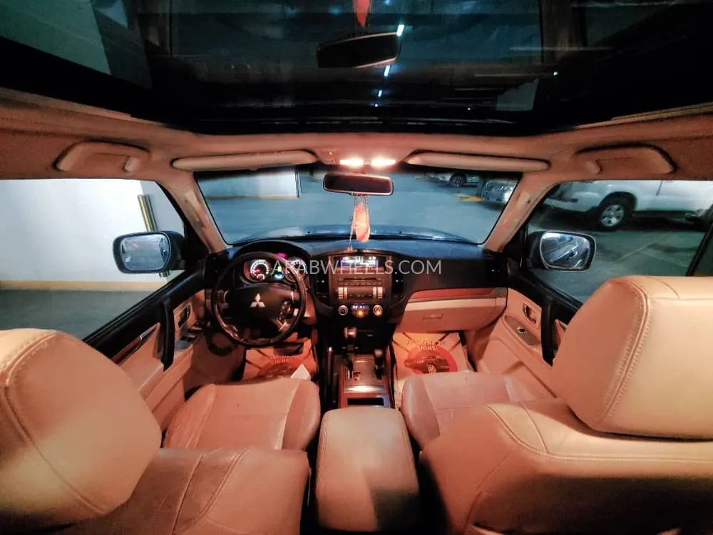 Mitsubishi Pajero 2008 for Sale in Ajman Image-26