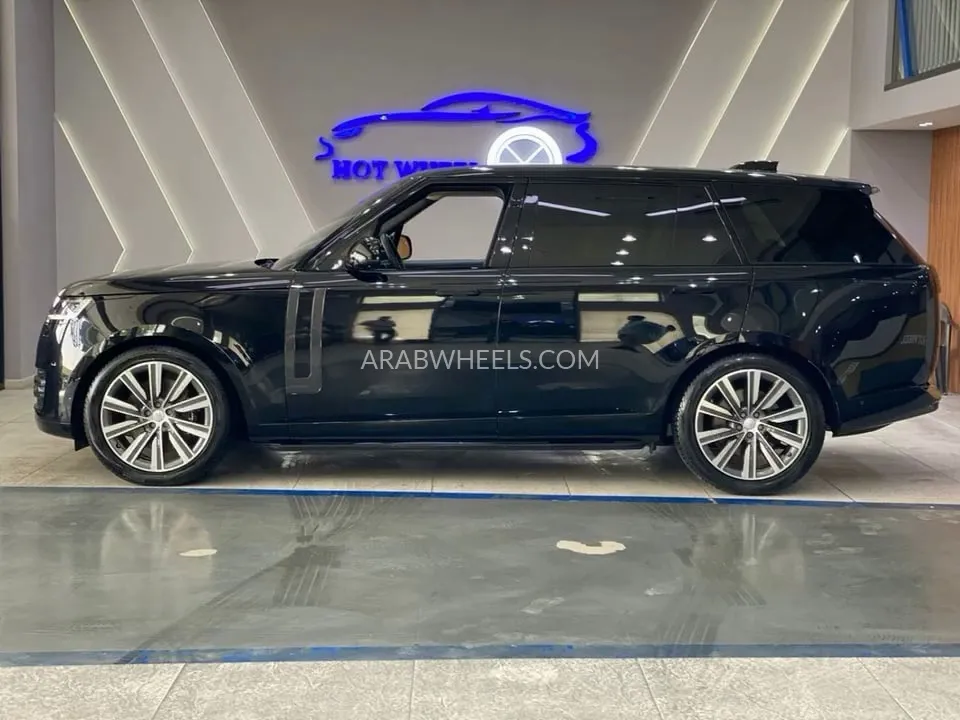 Land Rover Range Rover 2024 for Sale in Dubai Image-2
