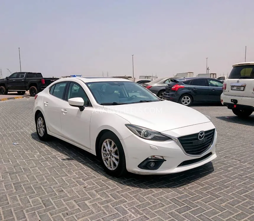 Mazda 3 2016 for Sale in Ajman Image-2