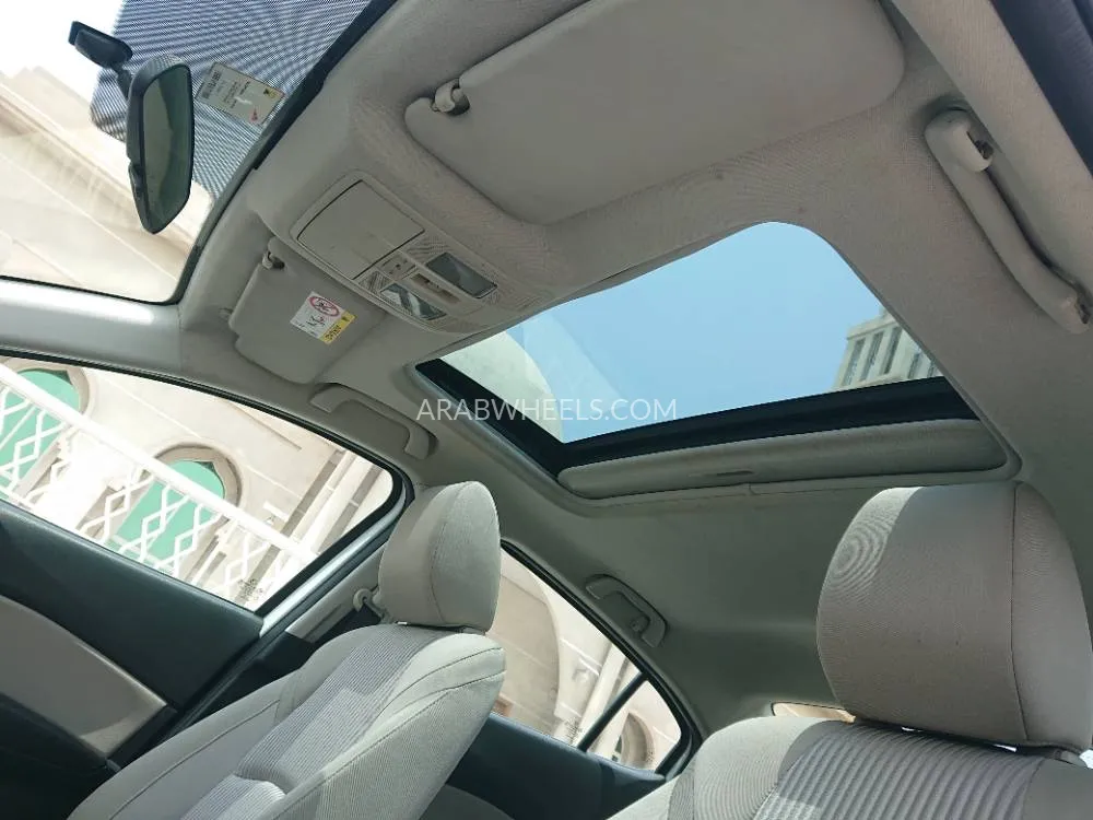 Mazda 3 2016 for Sale in Ajman Image-12