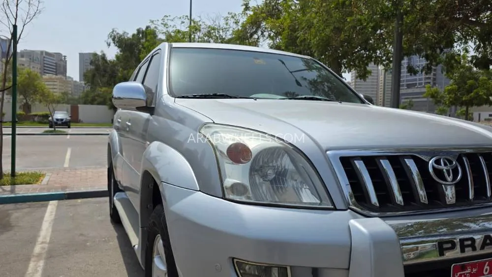 تويوتا لاند كروزر برادو 2009 for Sale in أبو ظبي Image-9