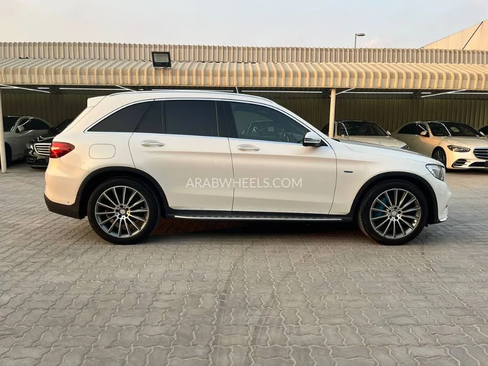 Mercedes Benz GLC Class 2017 for Sale in Ajman Image-5