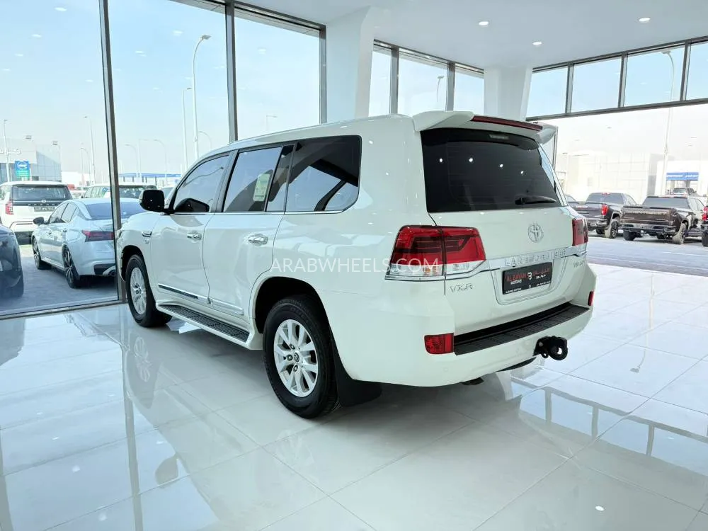 Toyota Land Cruiser 2021 for Sale in Abu Dhabi Image-9